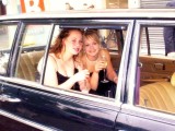 Ik & Maaikee ; Weer in de auto met onze champagne :cocktail: