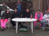 bende met carnaval optocht