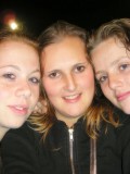 Ik, Joyce & Linda