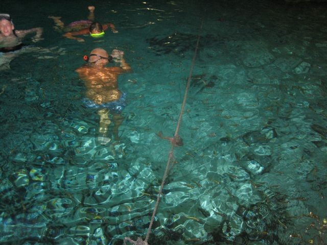 ikke aan t snorkelen in de Gran Cenote