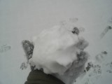 Sneeuw bal die op mijn hoofd moest komen:(:P