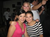 Karina, Adina en ik @ Salsa Night...