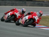 Bayliss (12) & Capirossi (65) - Ducati Desmosedici GP3 - 2003