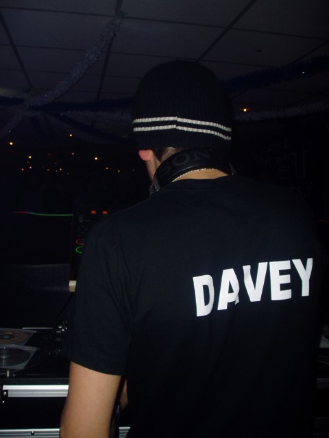 DJ DAVEY