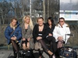 Family  sisters and mom on our way to party on cruse <3