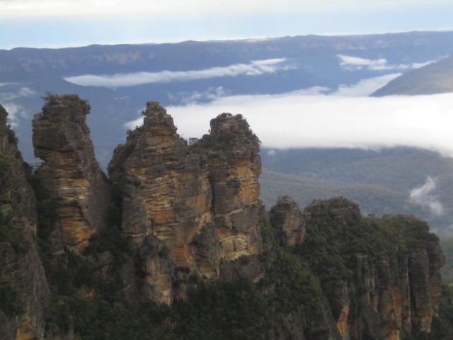 3 sisters