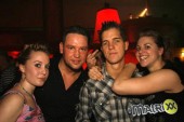 Renske,Mike,Ik en Janneke, Was eg gezellig met jullie;)...