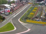 De beruchte F1 bocht. De Eau Rouge in Spa