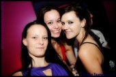 Shirley, Annick & Debs. (L)