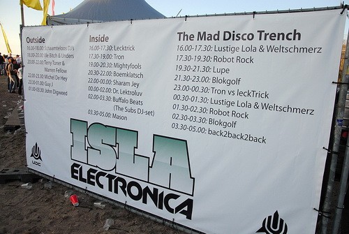 Isla Electronica, Fort Eiland IJmuiden, 17-04-2010. De complete set check je @ Dancegids.nl