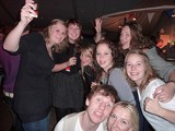 Angela, Femke, Kaylee, Ik, Floor & Ilse.. Onder; Tim & Kim!