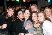 Fem, Salma, Ik, Monique & Ilse! Boven Angela & Renate!