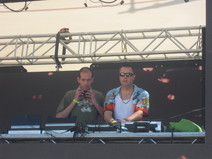 Michel (Abstract) & ZaVen @ 365Mag stage - Edit festival 2012