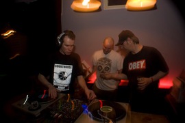 Techer ( & Dr.Simon & IL Disco, 13-04-2013 Upstairs at Victorie)
