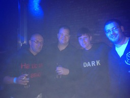 Met joris, Philippe en Heidi op Dark