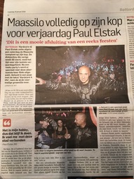 paul in de krant en stephanie