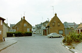 Raadhuisstraat en Molenstraat - Oud-Vossemeer